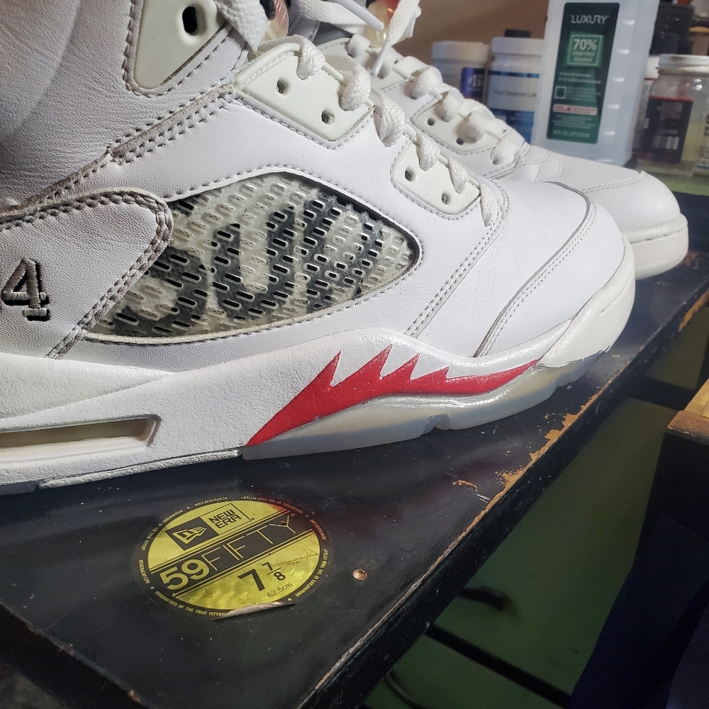Supreme x Air jordan 5 retro mens size 12 (flawed pair) - Picture 4 of 8